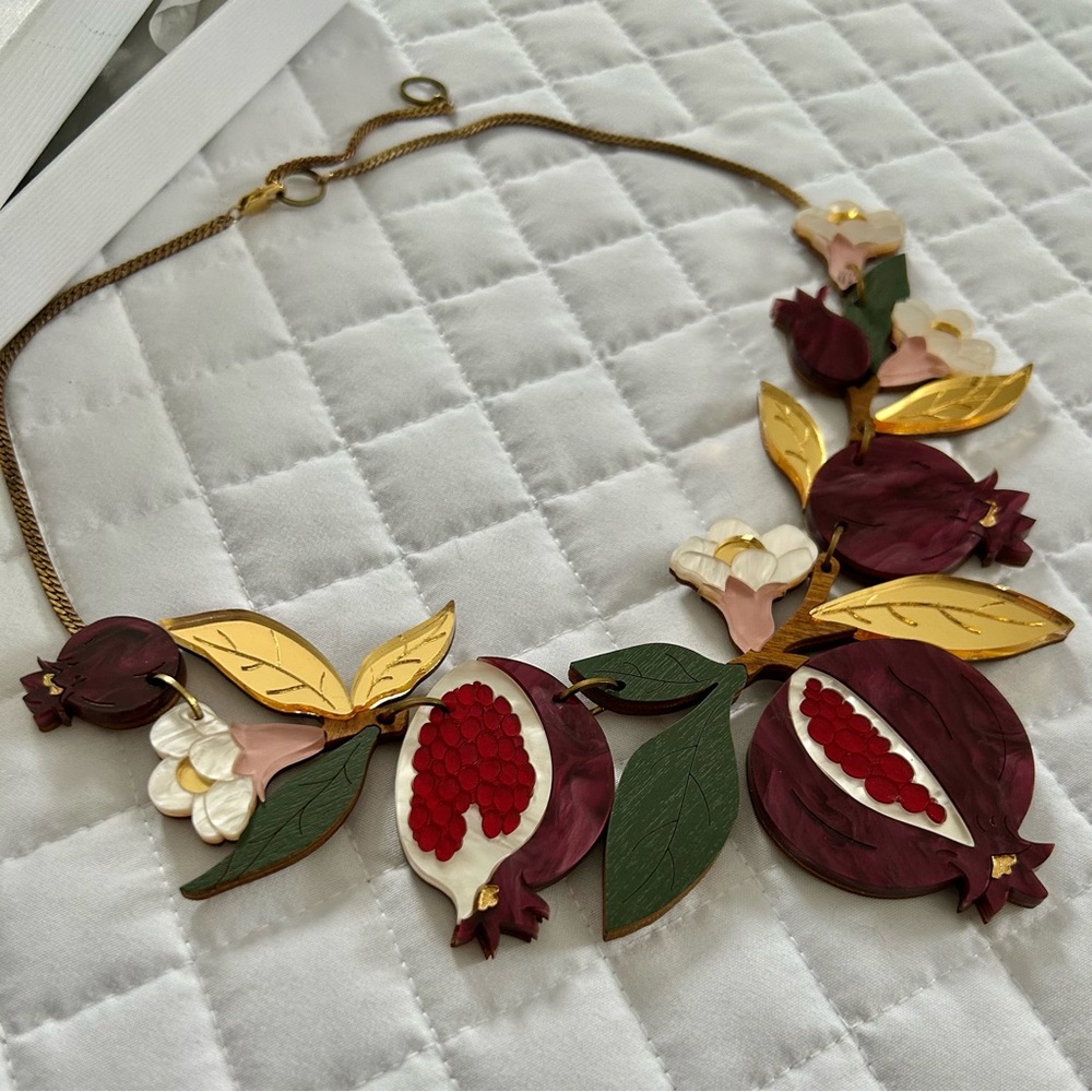 Wolf & Moon pomegranate necklace